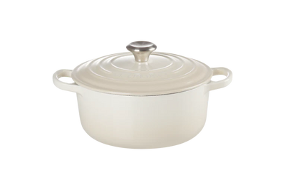 Le Creuset Signature Cast Iron 28cm Round Casserole Dish Merinque